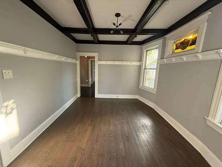 145 Pearsall Ave #2A — Photo 7