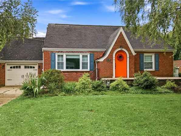 17 W Oakwood Way, New Castle, PA 16105