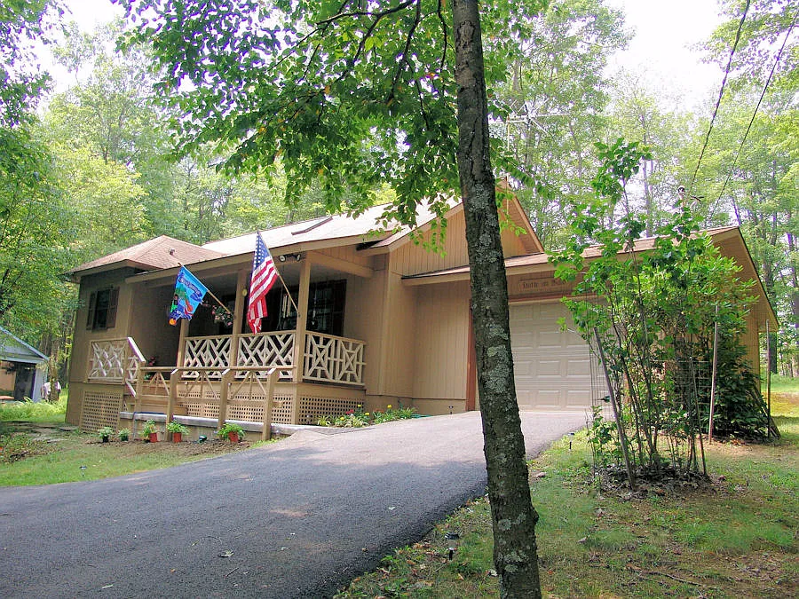 1395 E Alpine Dr photo 1