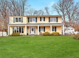 60 Howard Ave, Tappan, NY 10983