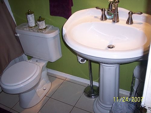 4th image of 2845 Clarendon Dr