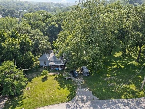 2nd image of 16000 E Lexington Ct
