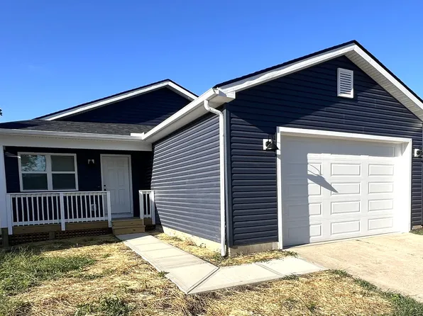 209 Logan St, Circleville, OH 43113