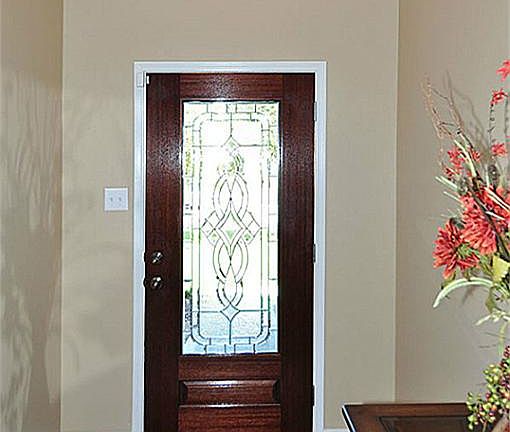 LEAD GLASS FRONT DOOR AND TILE ENTRY