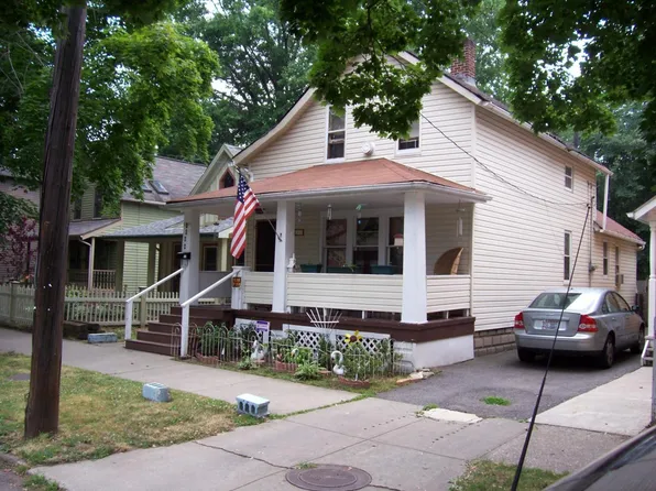 1884 W 44th St #Up, Cleveland, OH 44113