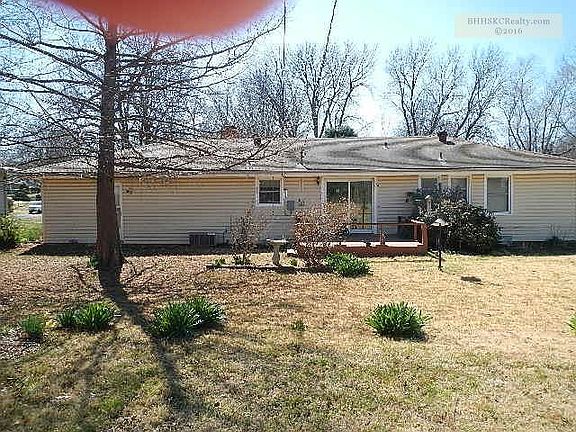 3rd image of 11804 E 48th St