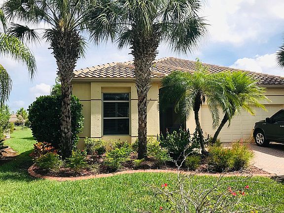 3rd image of 13862 Sorano Ct