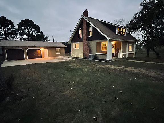 2nd image of 911 7th St
