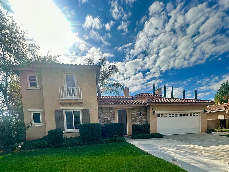 35018 Via Laguna — Photo 2