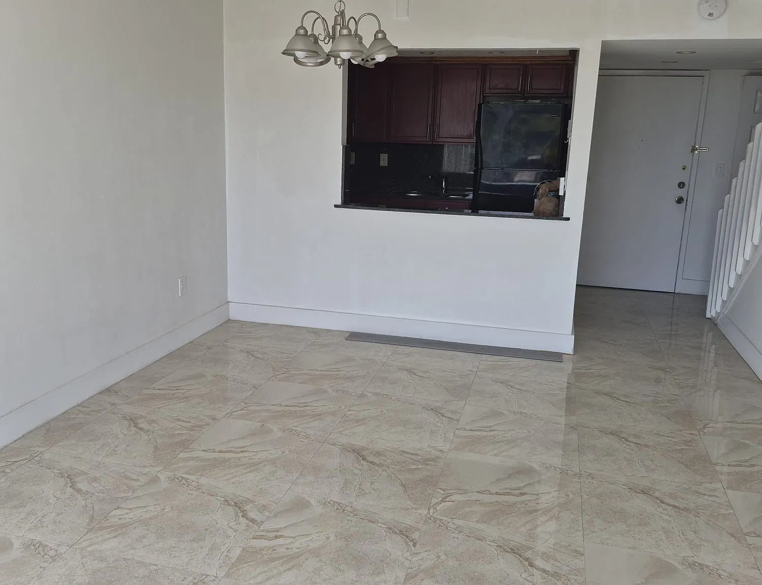 1 bed, 1.5 bath, 1076 sqft, $2,200 — Photo 3