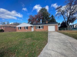 6100 Lockwood Ln, Virginia Beach, VA 23464