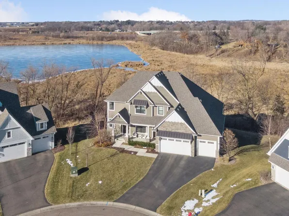 9170 Eagle Ct, Chanhassen, MN 55317