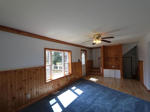 3rd image of 3403 S Oakwood Dr