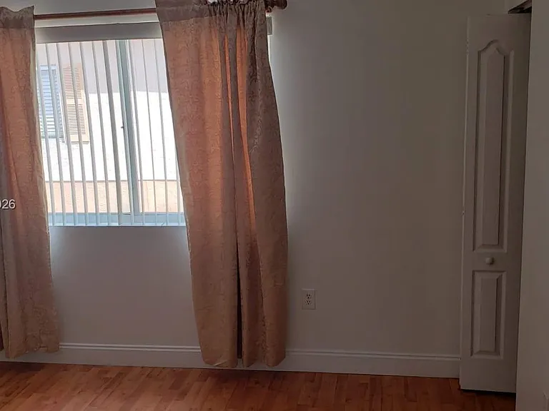 6225 SW Kendale Lakes Cir #258 — Photo 5