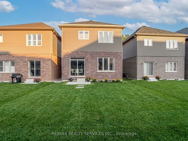 9 Copeman Ave — Photo 34