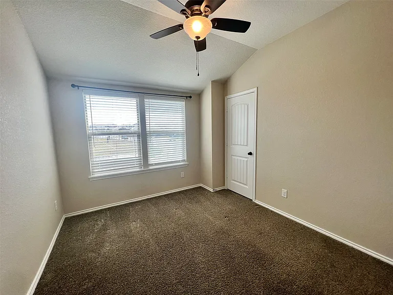 5100 Lazy Court Dr — Photo 21