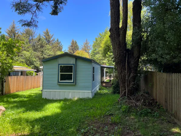 3633 Patricks Point Dr Space 21, Trinidad, CA 95570