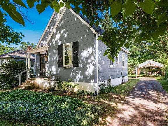 3rd image of 549 Olentangy St