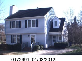 2924 Bannf Ct, Raleigh, NC 27604