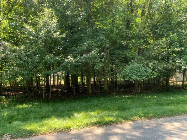 321 Patriots Lndg, Coatesville, IN 46121