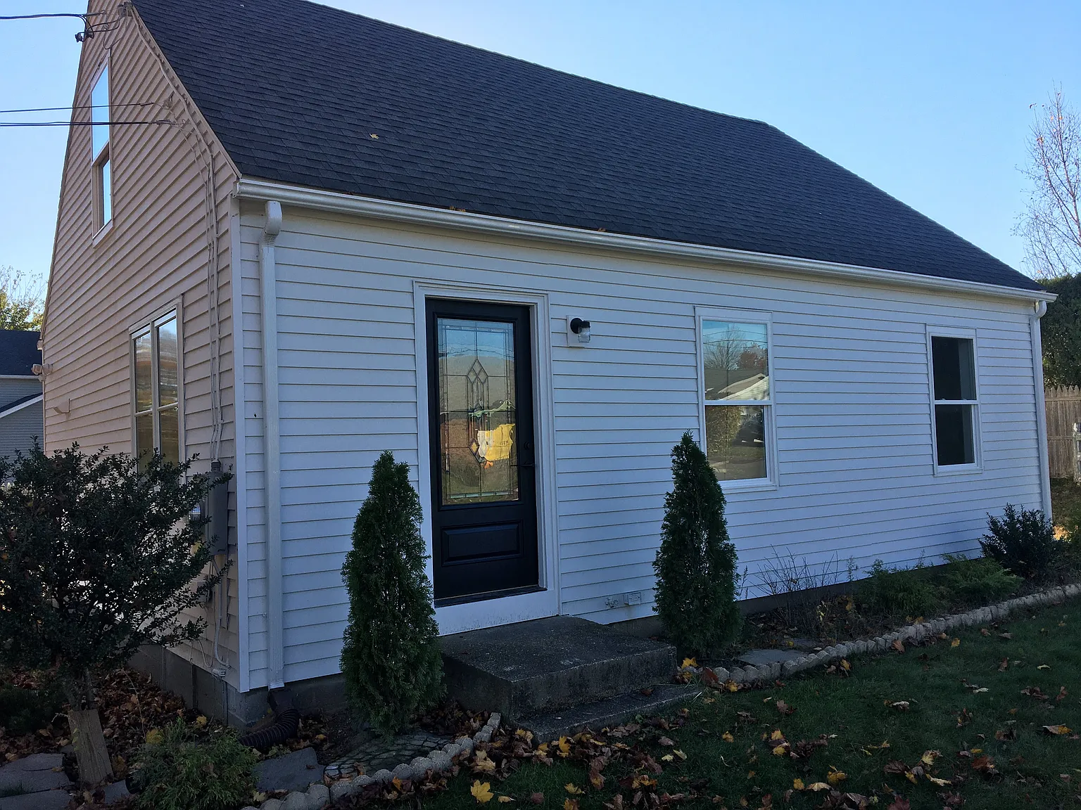 502 Meadow St — Photo 2