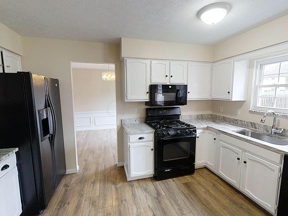 4th image of 6 E Kim Ct