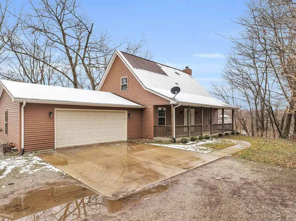 235 W Autumn Dr, Oakwood, IL 61858