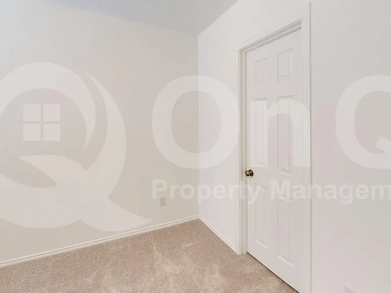 812 Poppy Cove Ln — Photo 16