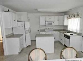 814A Westminster Ct, Manchester, NJ 08759