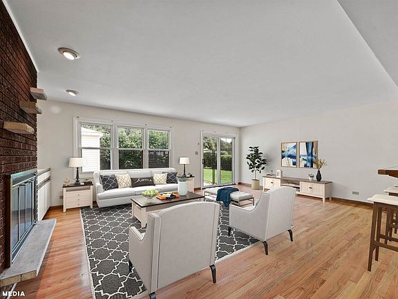 5th image of 4426 W Estes Ave