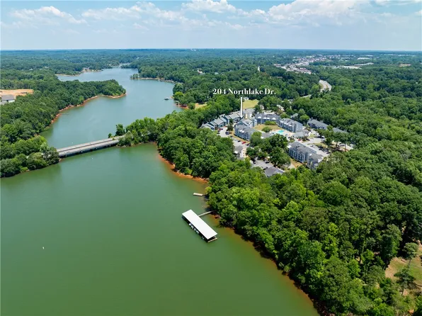 204 Northlake Dr, Anderson, SC 29625