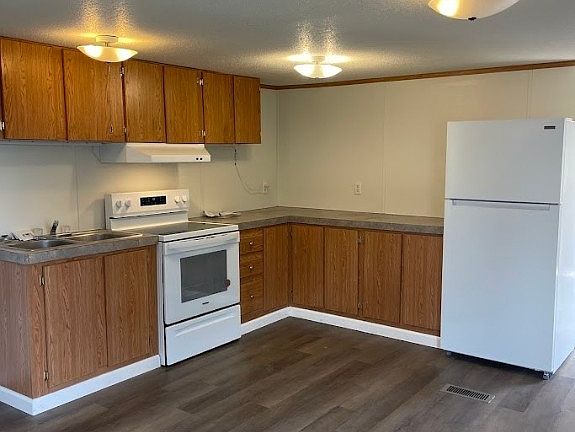 5th image of 370 Duck Mountain Ln