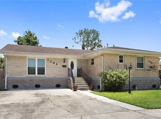 1305 Vegas Dr, Metairie, LA 70003