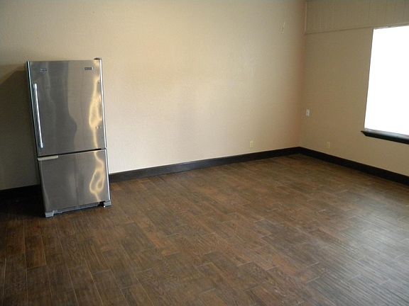 Living room & kitchen combination