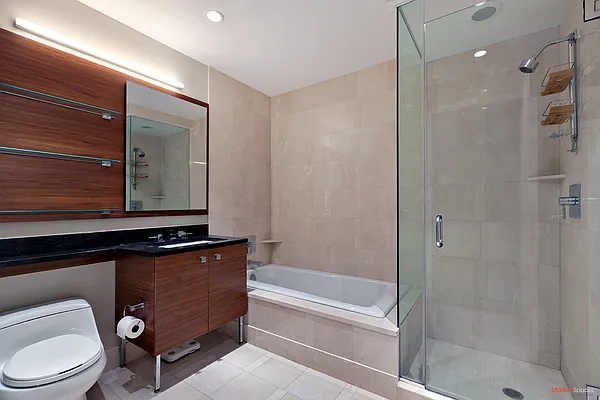 Sold by Modern Spaces | media 9