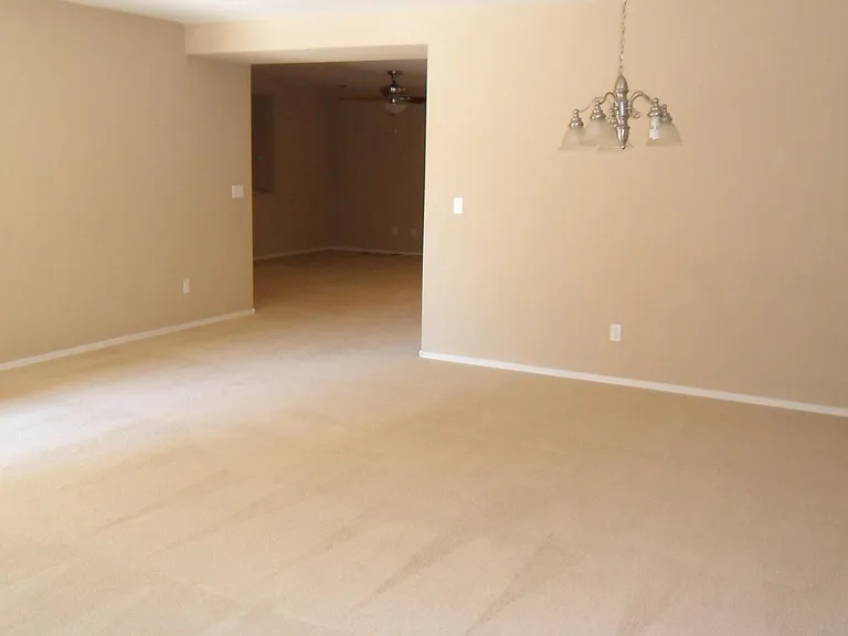 18418 W Westfall Way — Photo 3