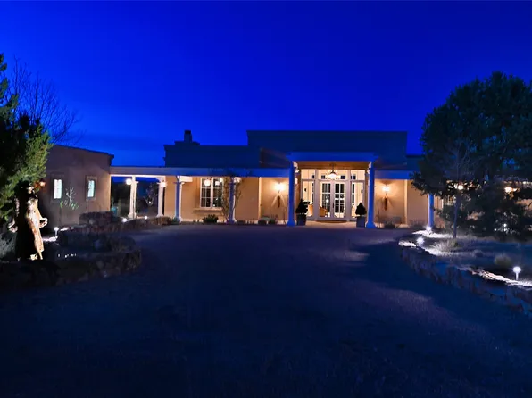 7 Paintbrush Cir, Santa Fe, NM 87506