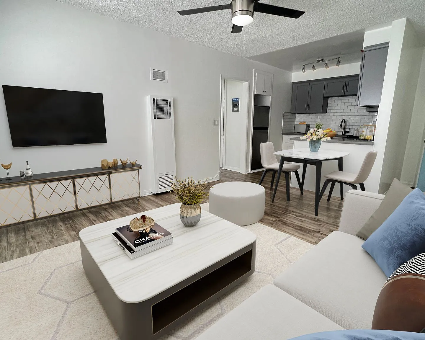 Eden Roc Apartments — Photo 2