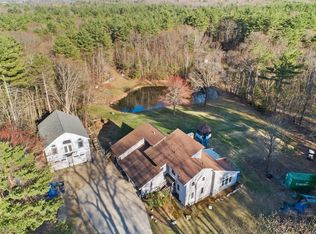 35 Back Chester Rd, Derry, NH 03038