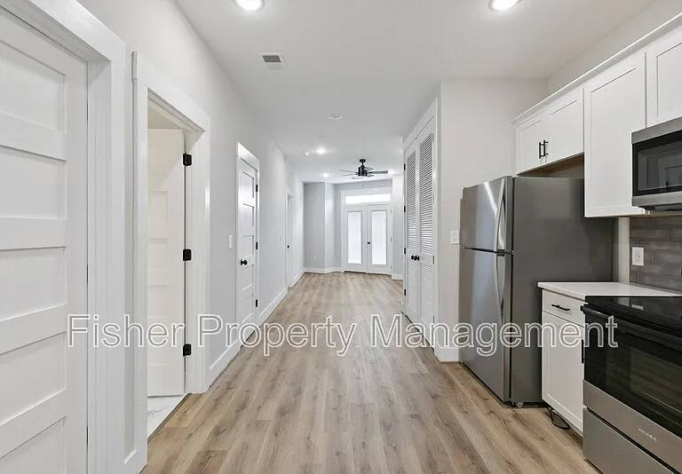 2200 Carrington St #301 — Photo 3