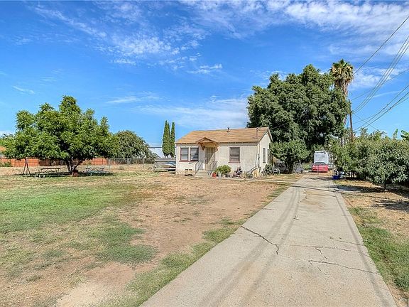 4th image of 8721 Nogal Ave
