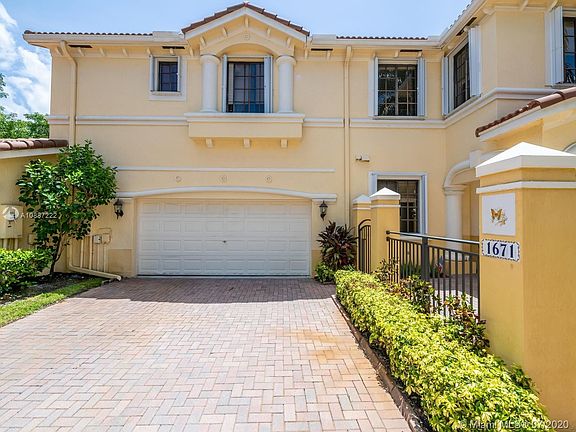 3rd image of 1671 Passion Vine Cir #19-2