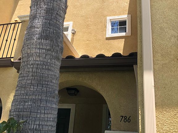 2nd image of 786 Portside Pl #786