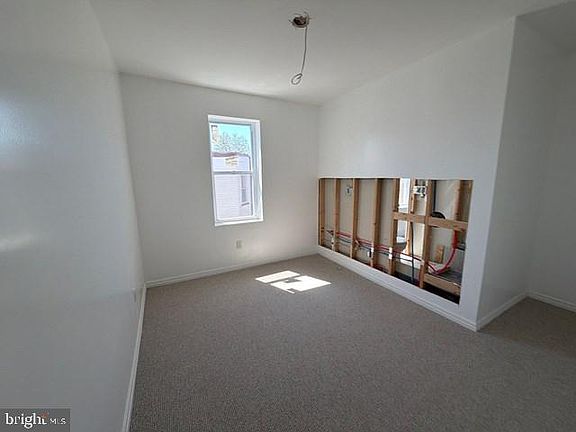 4th image of 258 S 55th St