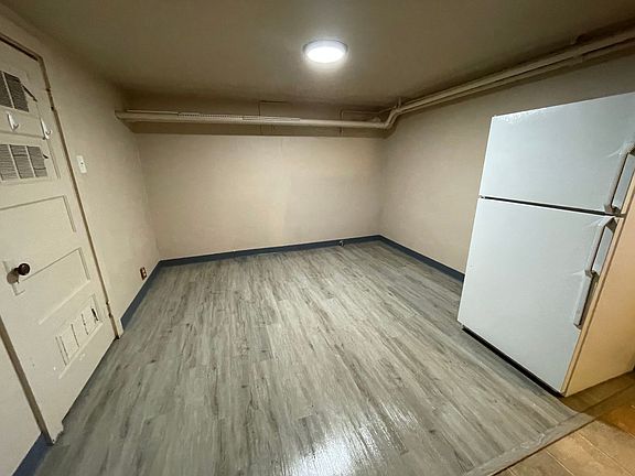 3rd image of 1117 18th St #2