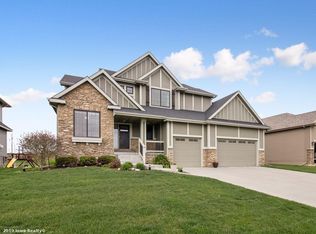 4830 155th St, Urbandale, IA 50323