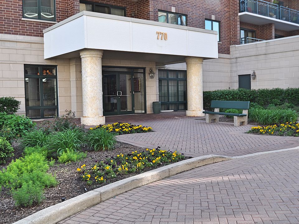 1st image of 770 Pearson St #2-204