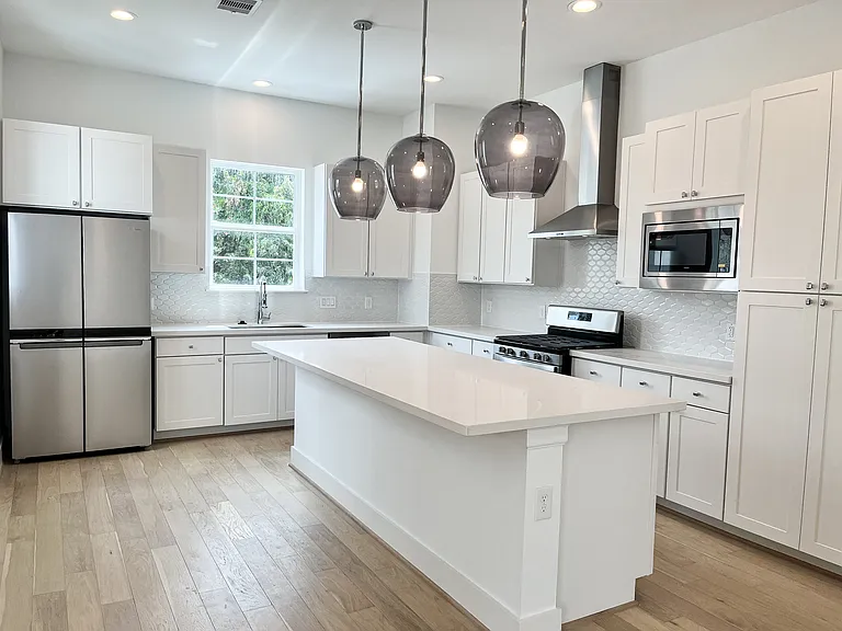 7722 Westside Villas Ln — Photo 14