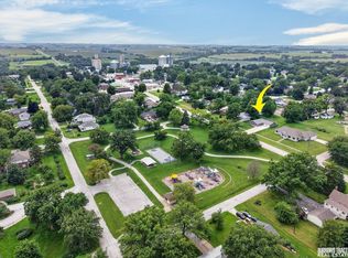 312 N 4th St, Elmwood, NE 68349