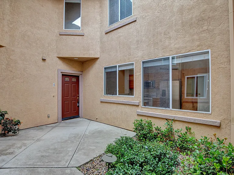 10910 Ivy Hill Dr #4 — Photo 25